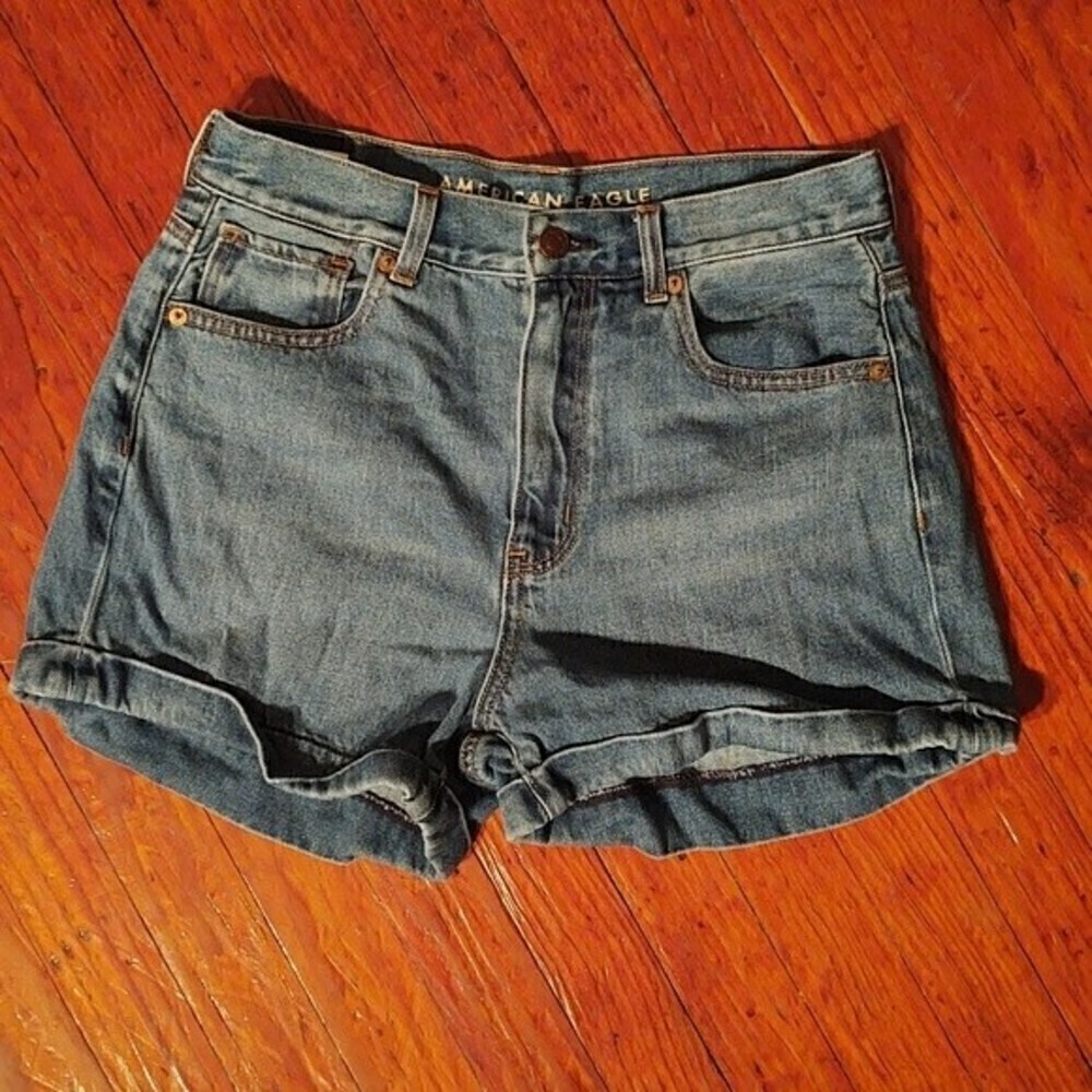 American Eagle Mom Short High Rise Jean Shorts Sz 6